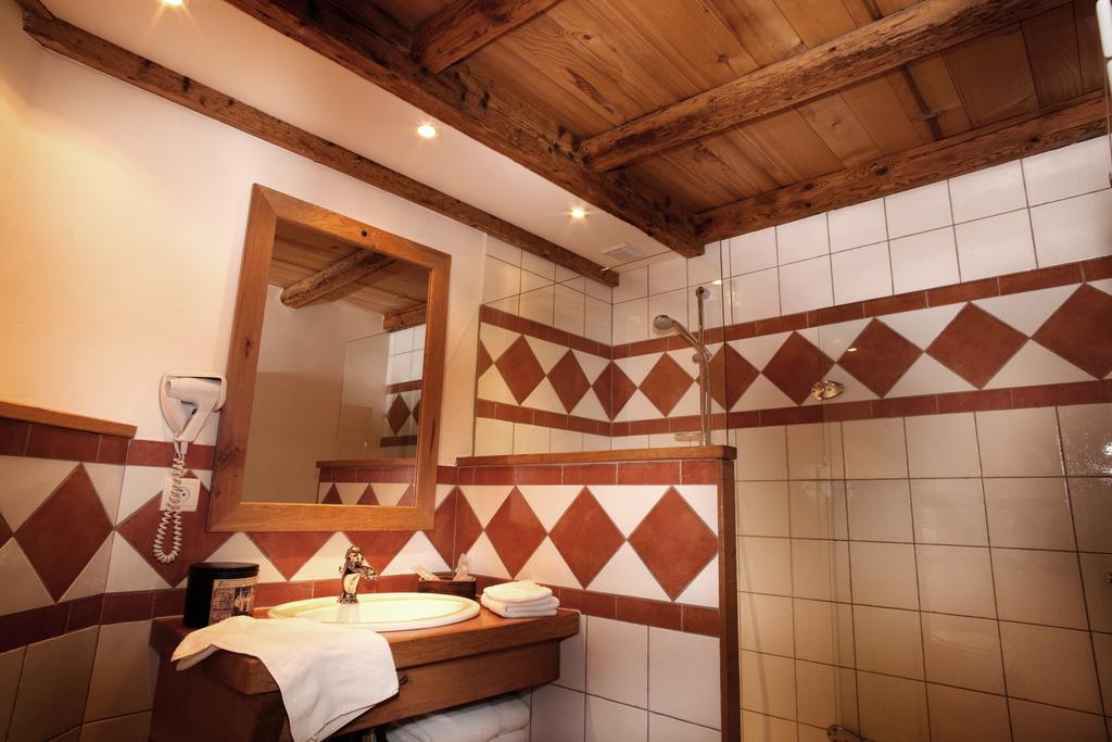 Auberge Du Moulin De Lere Vailly 외부 사진